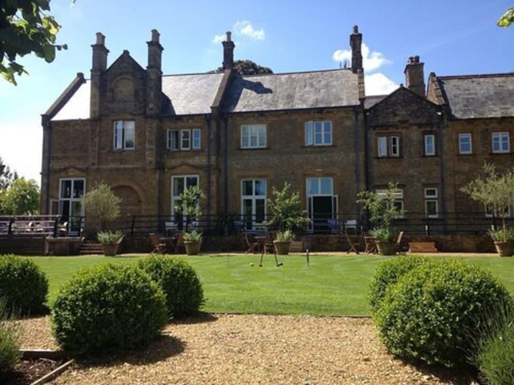 Lanes Hotel West Coker ภายนอก รูปภาพ