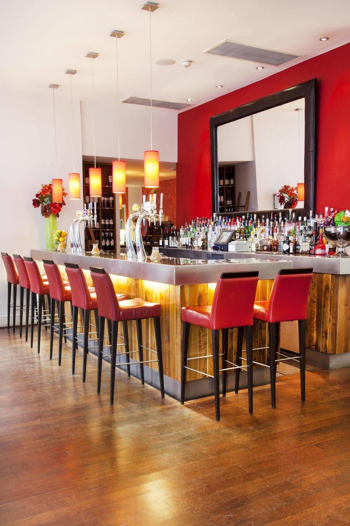 Lanes Hotel West Coker ภายนอก รูปภาพ